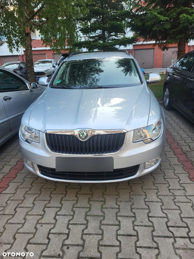 Skoda Superb 2.0 TDI DSG Exclusive - 21