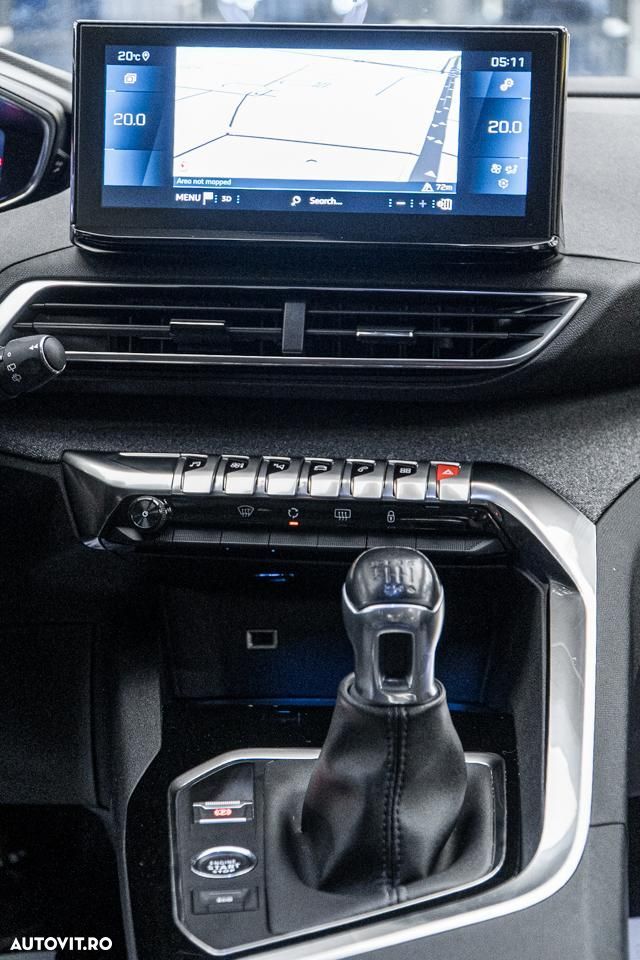 Peugeot 3008 1.2 PureTech 130 BVM6 Allure Pack - 4