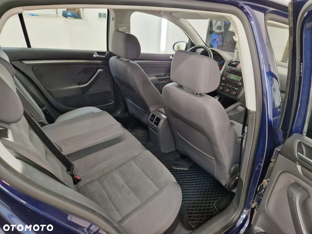 Volkswagen Golf 1.9 TDI Comfortline - 4