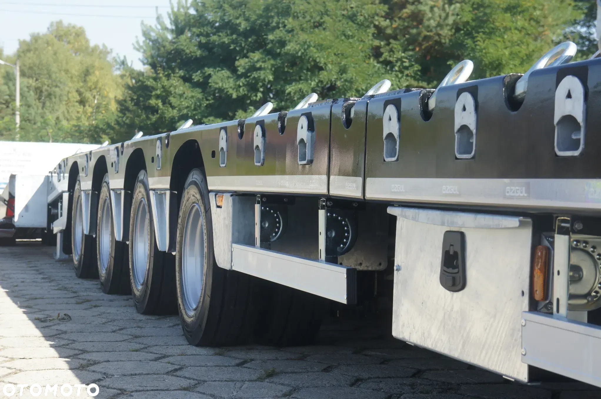 Inny MEGA Trailers / Naczepa niskopodłogowa z rozsuwanym pokładem o 5,00 m, dł. 18.600 - 22