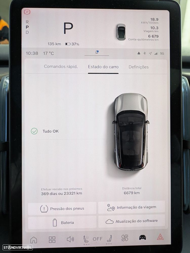 Volvo EX30 Single Motor Extended Range RWD Ultra - 16