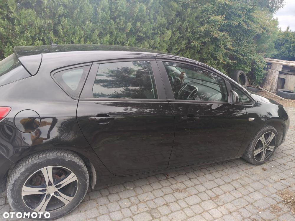 Opel Astra 1.6 Essentia - 16