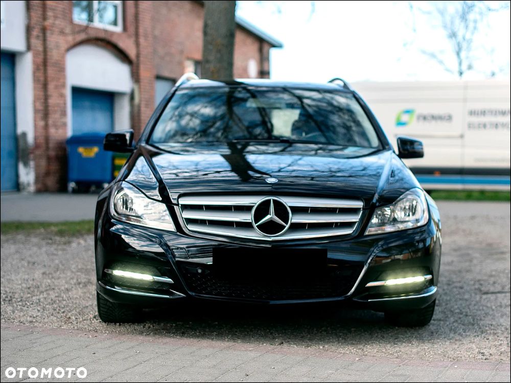 Mercedes-Benz Klasa C 180 Avantgarde - 3