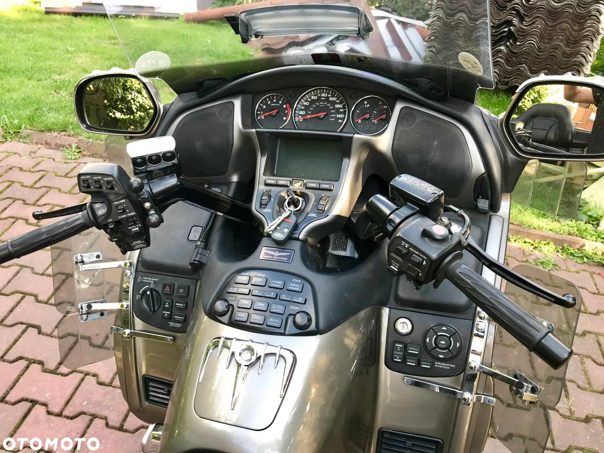 Honda GL - 5