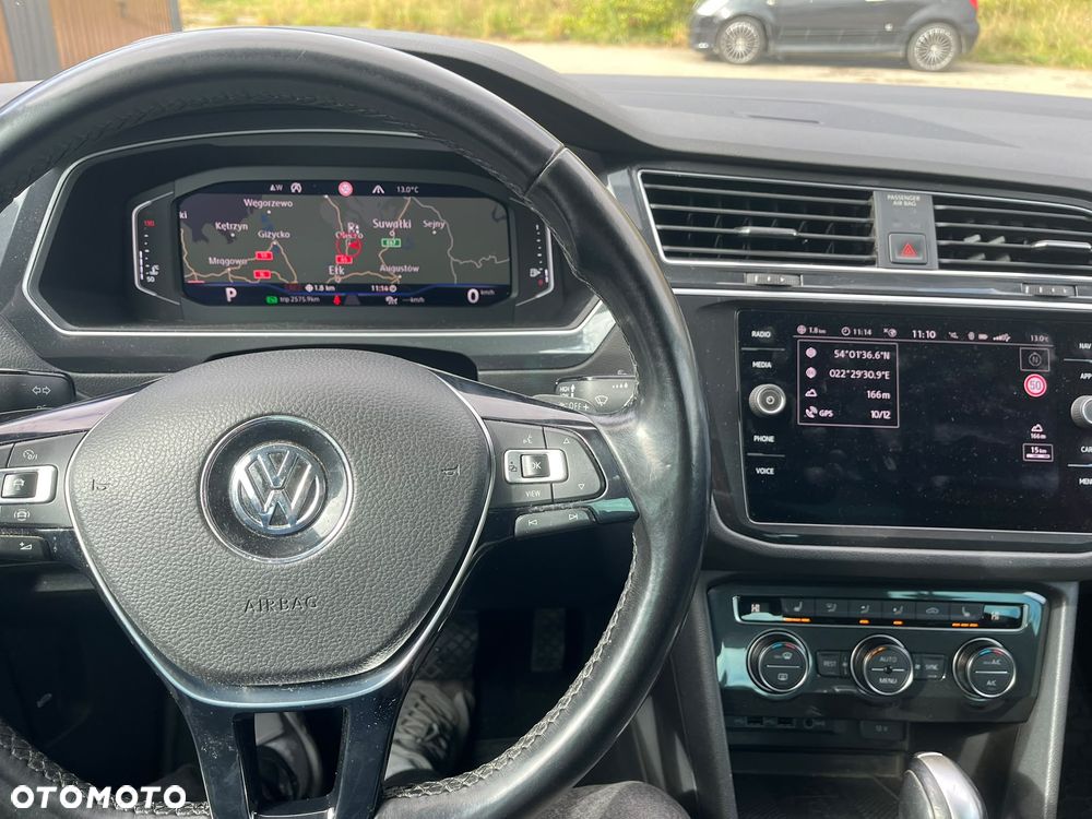 Volkswagen Tiguan 2.0 TDI SCR DSG R-Line - 12