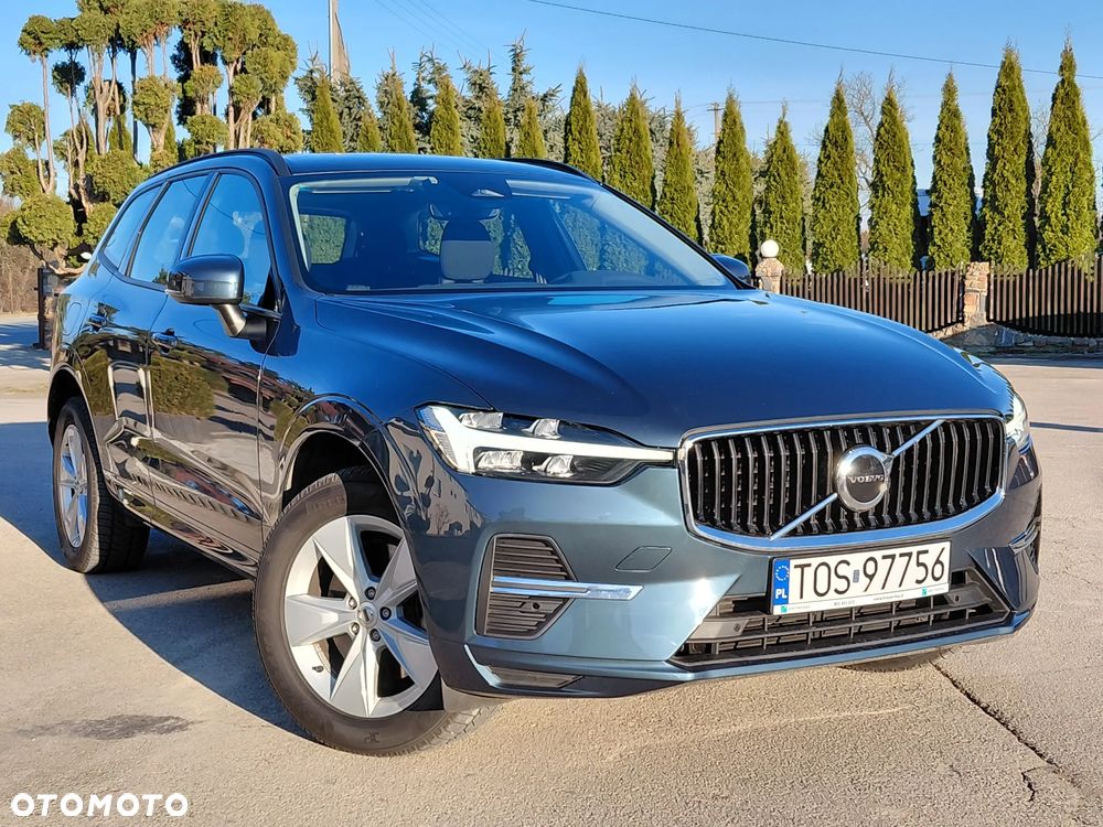 Volvo XC 60 B4 D AWD Geartronic Momentum - 2