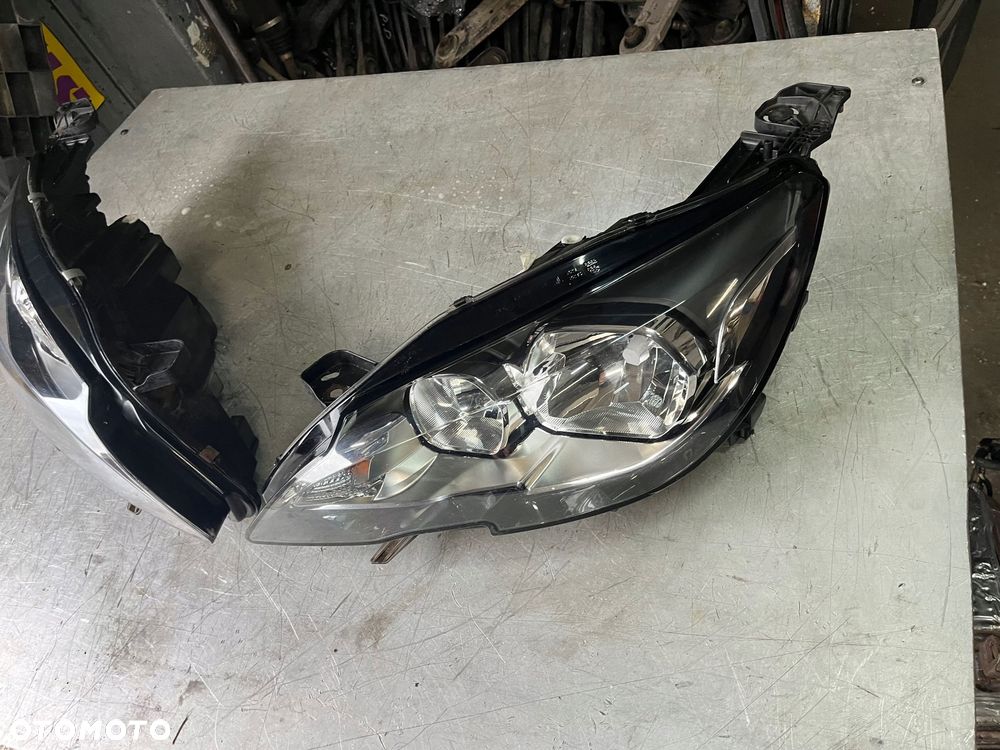 lampy przód lampa lewa + prawa peugeot 308 ii t9 komplet uk - 2