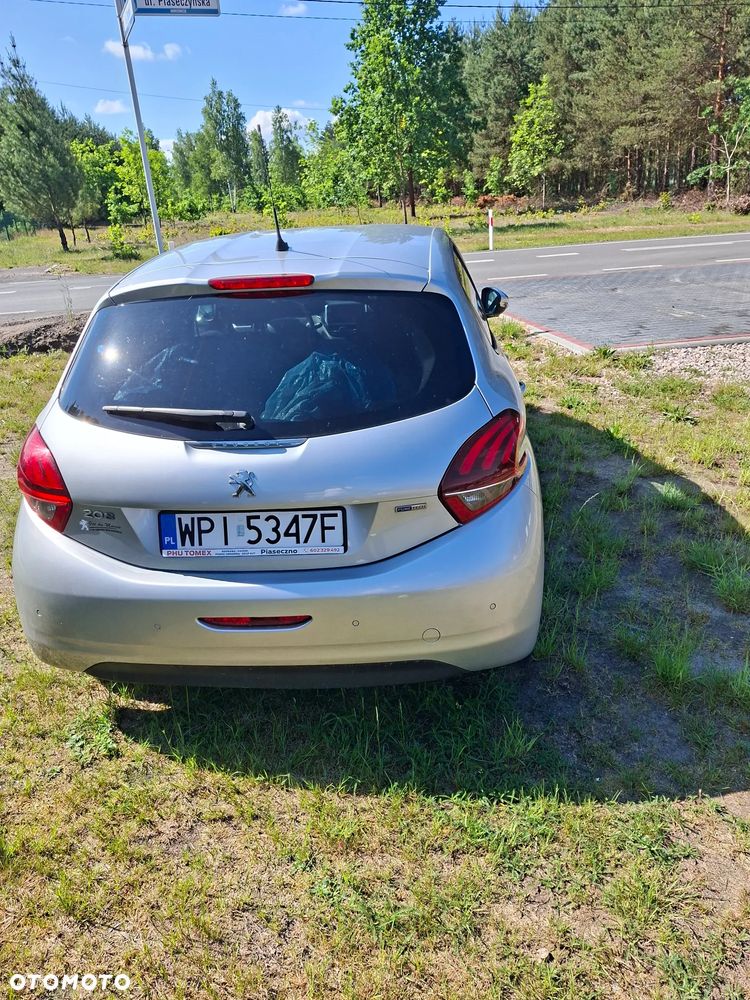 Peugeot 208 1.2 PureTech Active - 4