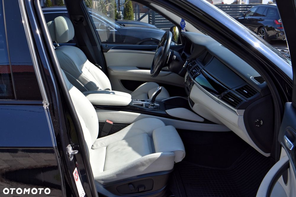 BMW X5 M - 11