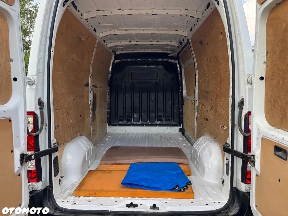 Renault Master - 18