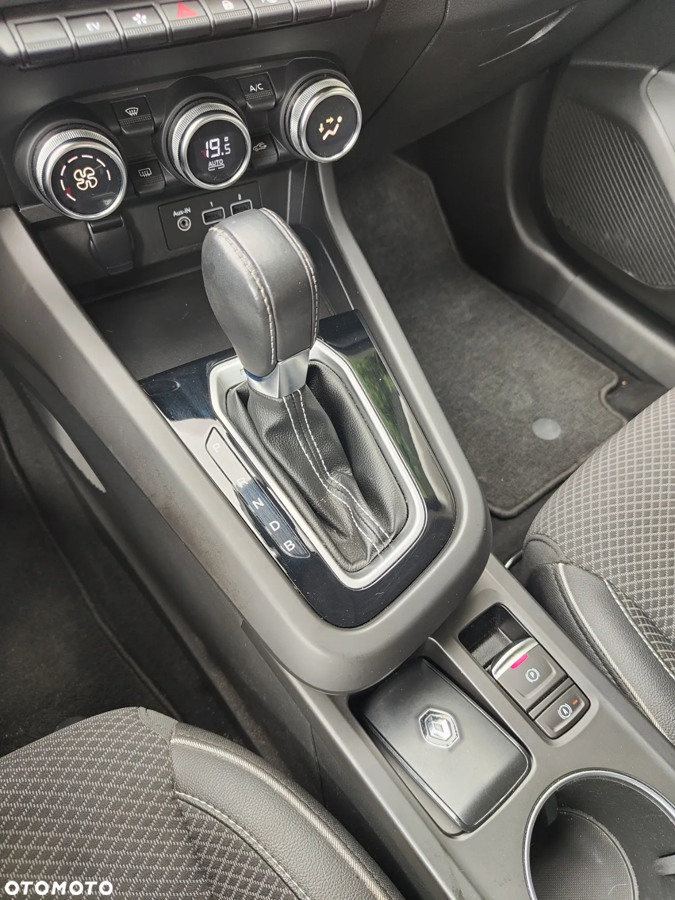 Renault Arkana E-TECH 145 INTENS - 26