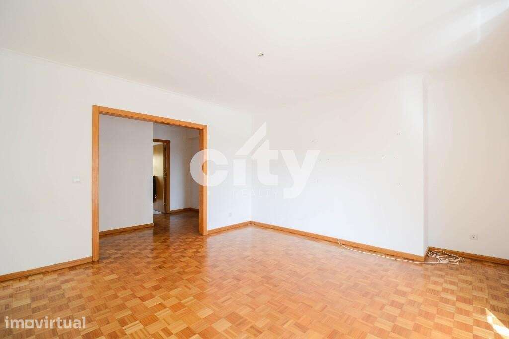 T2 em Telheiras (Alto da Faia II) – Zona Premium com Tudo à Porta - Grande imagem: 4/33
