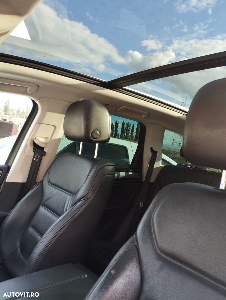 Volkswagen Touareg - 5