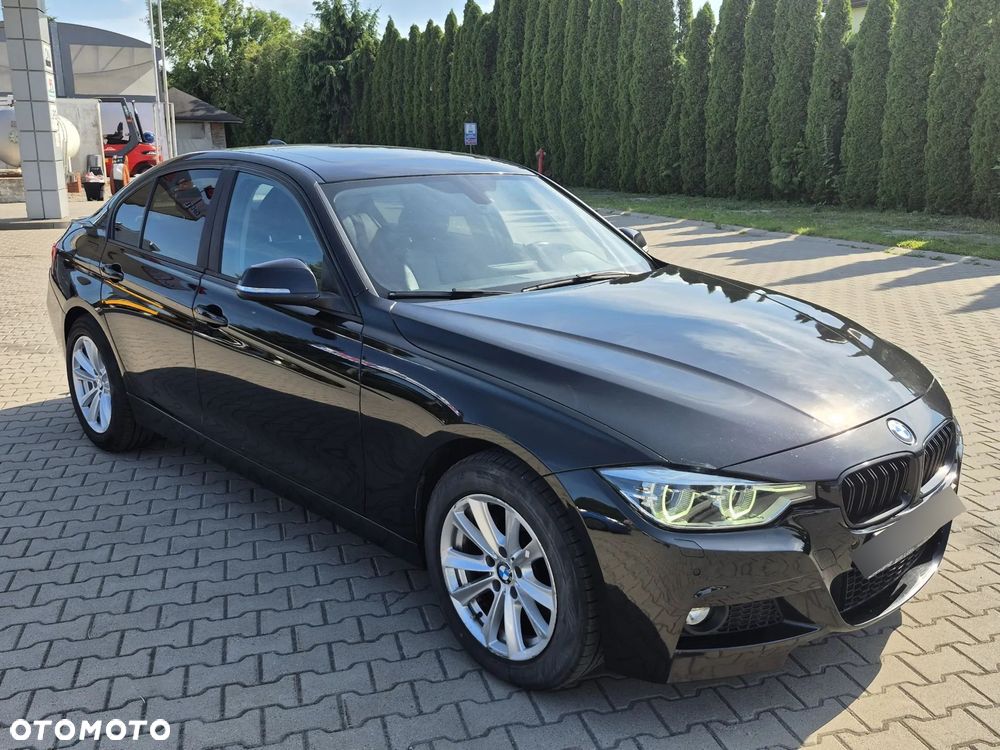 BMW Seria 3 328i xDrive - 1
