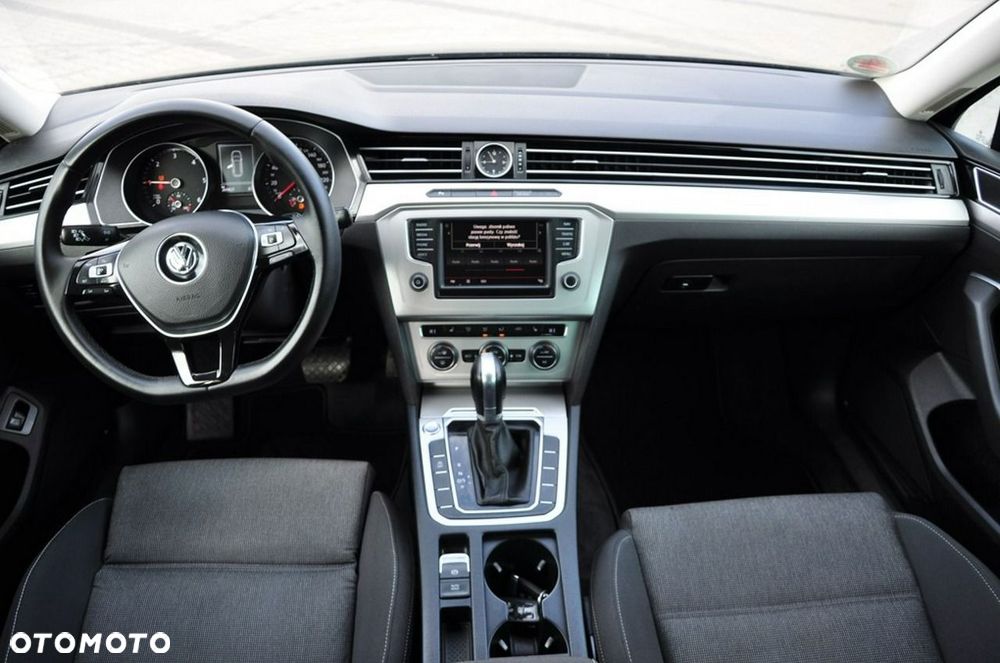 Volkswagen Passat Variant 2.0 TDI BMT Highline - 31