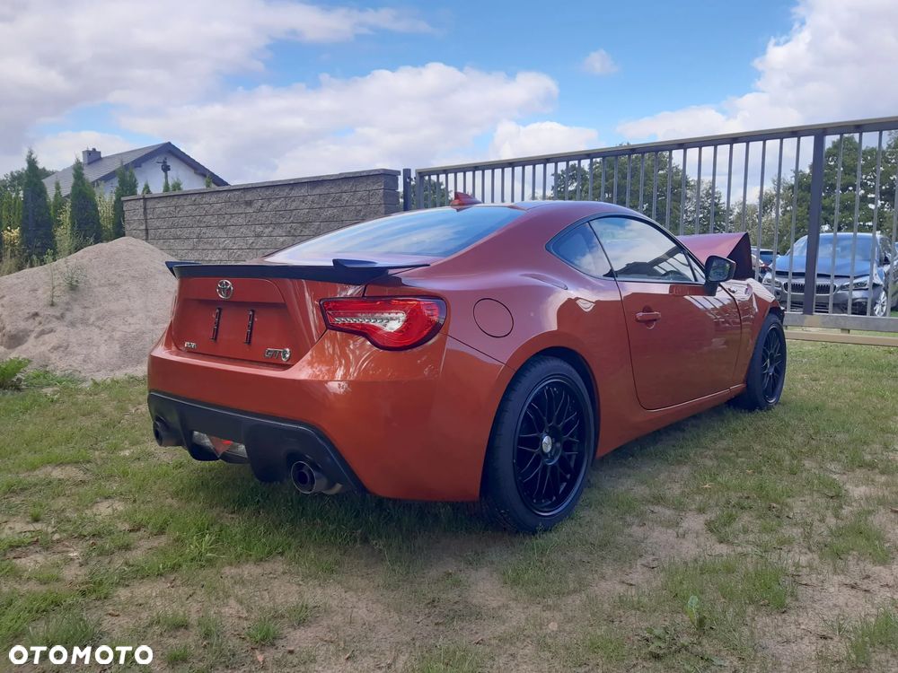 Toyota GT86 2.0 Prestige - 5