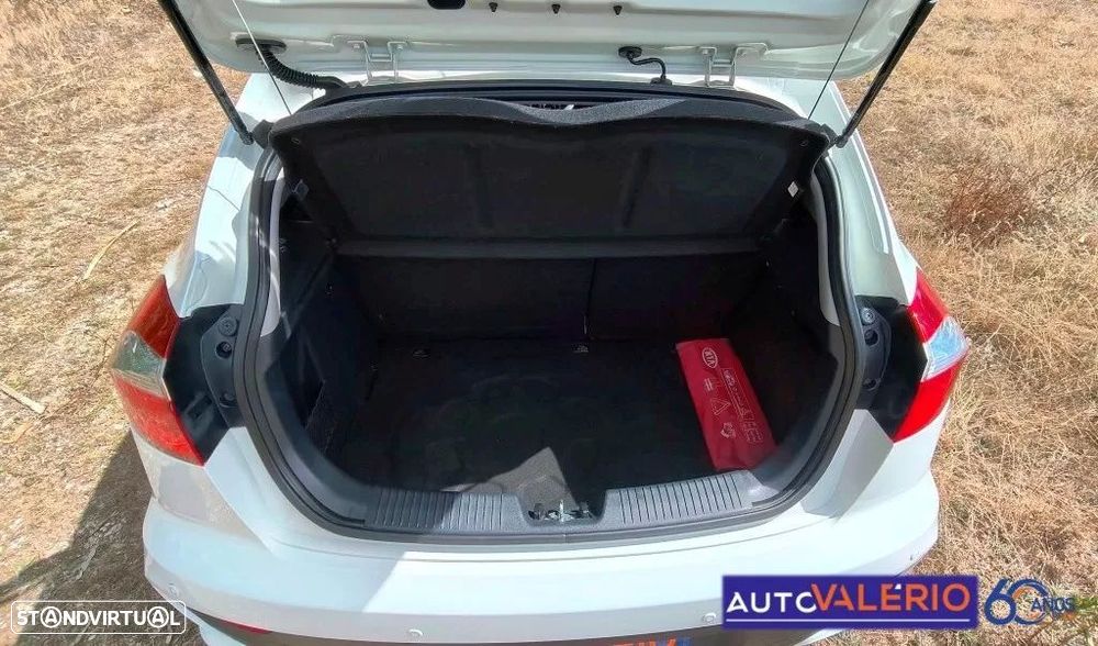 Kia Rio 1.2 CVVT EX — fotografia 25