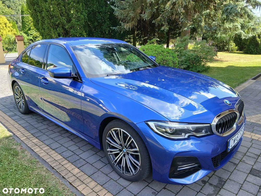 BMW Seria 3 320d xDrive mHEV M Sport - 3