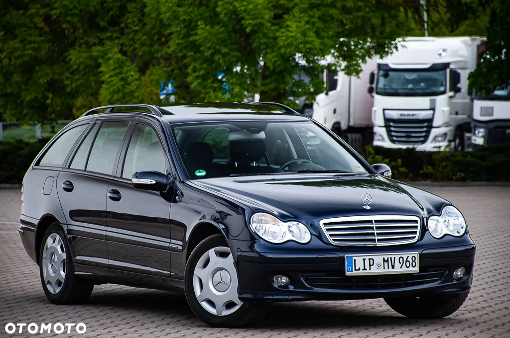 Mercedes-Benz Klasa C 180 T Kompressor Avantgarde - 27