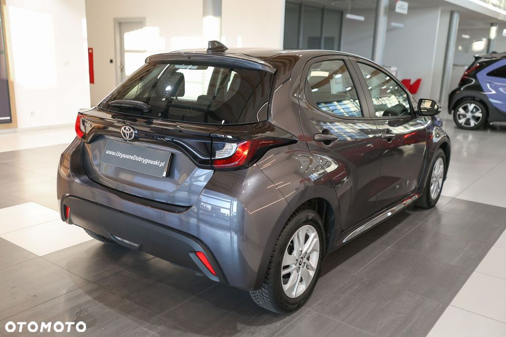 Toyota Yaris 1.5 Comfort - 10