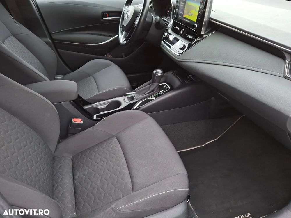 Toyota Corolla 1.8 Hybrid Business Edition - 8