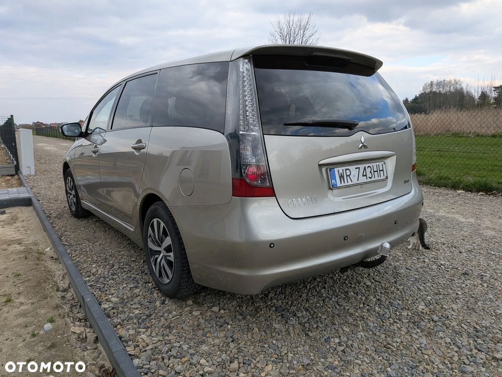 Mitsubishi Grandis 2.0 DID Intense - 7
