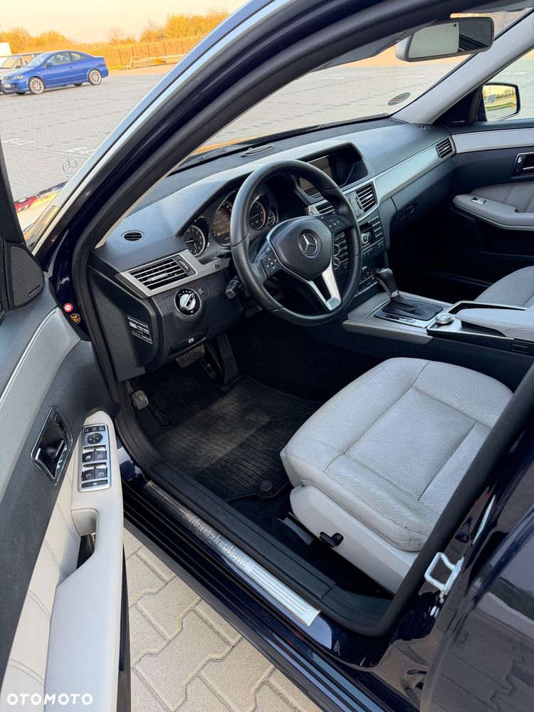 Mercedes-Benz Klasa E 250 CDI 4-Matic BlueEff Avantgarde - 9