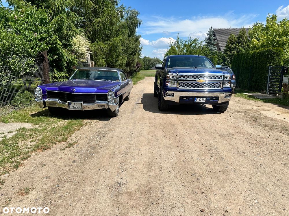 Chevrolet Silverado - 3