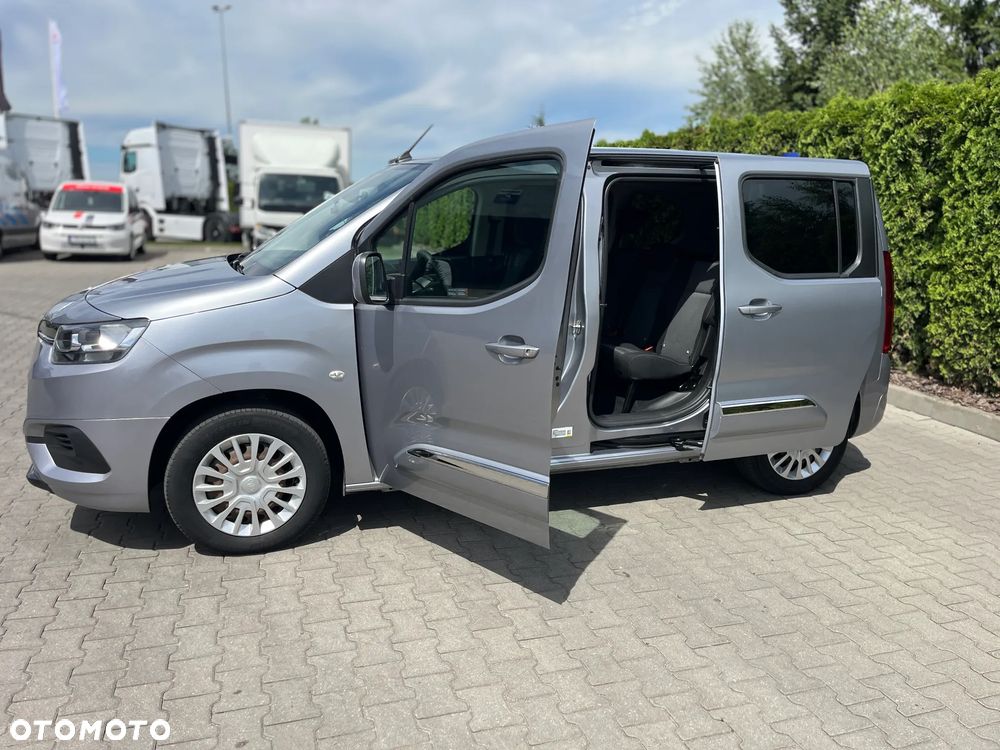 Toyota Proace City Verso - 11