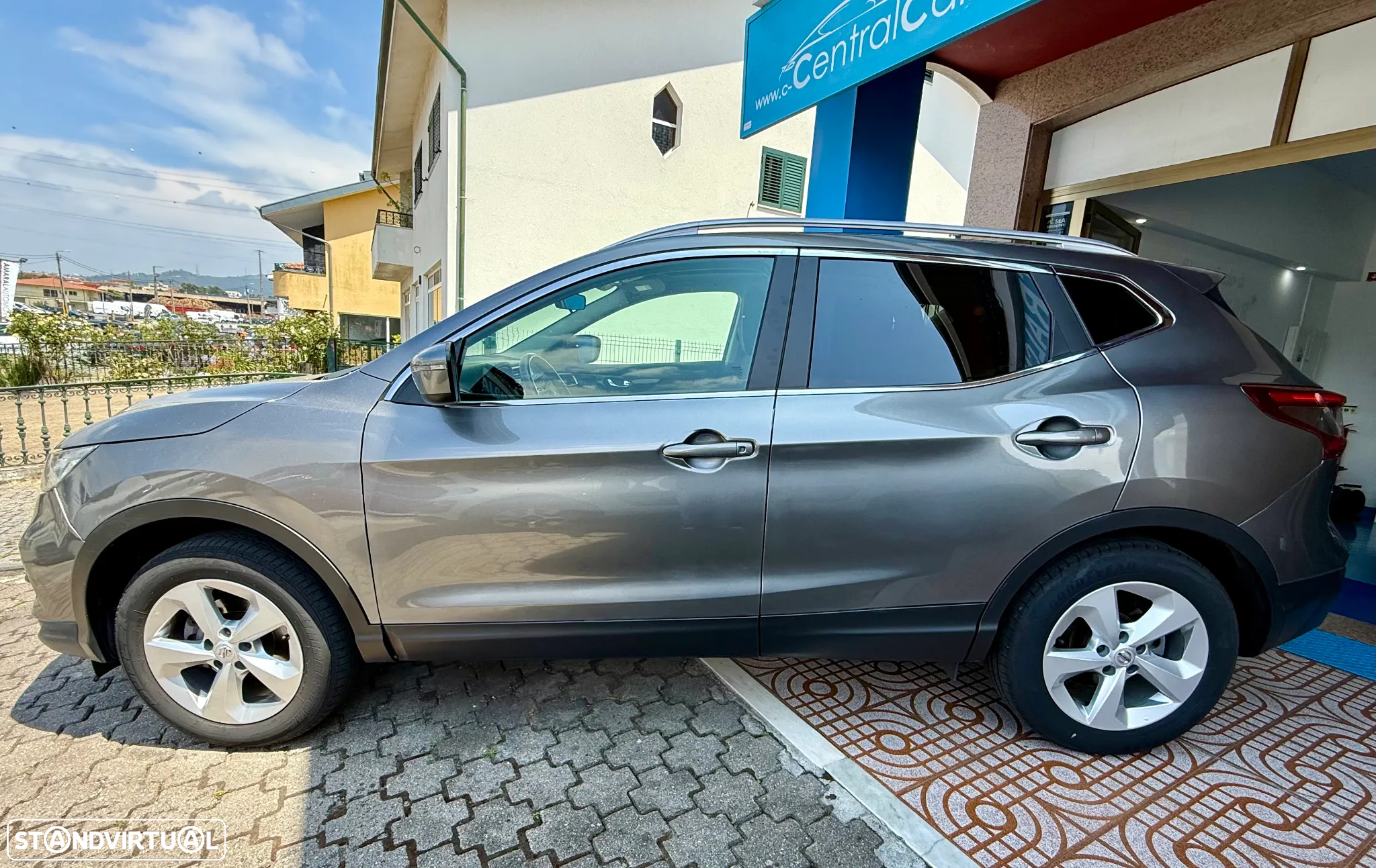 Nissan Qashqai 1.5 dCi N-Connecta - 7