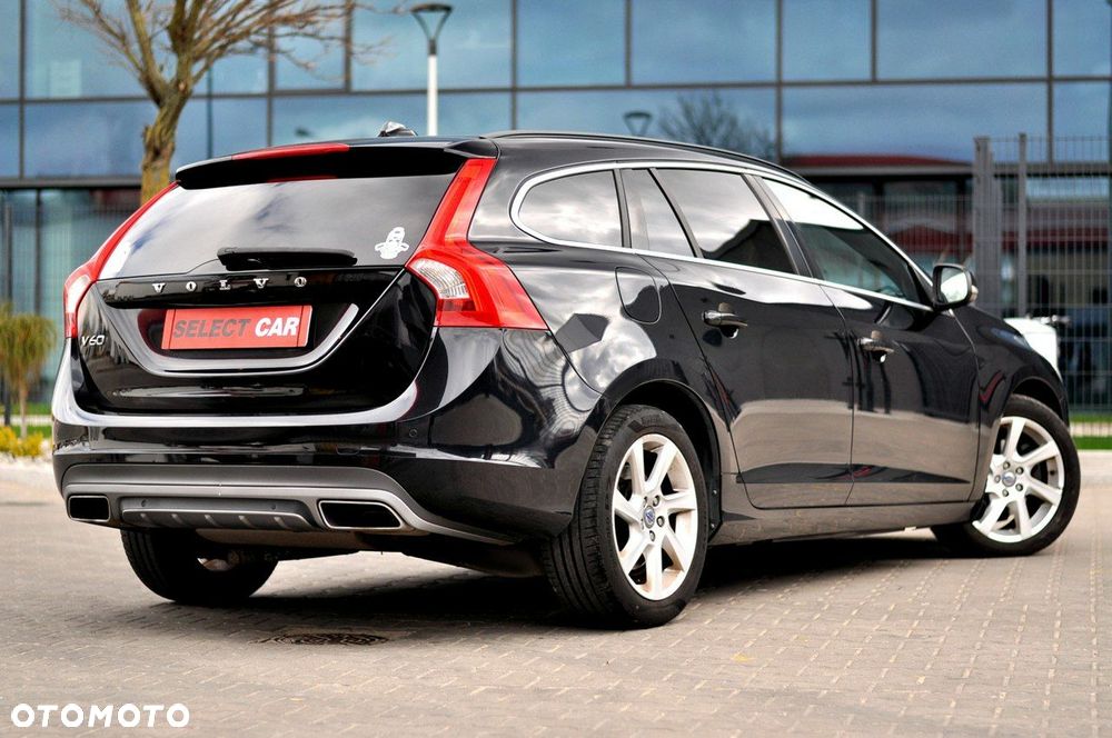 Volvo V60 D3 Geartronic Momentum - 10