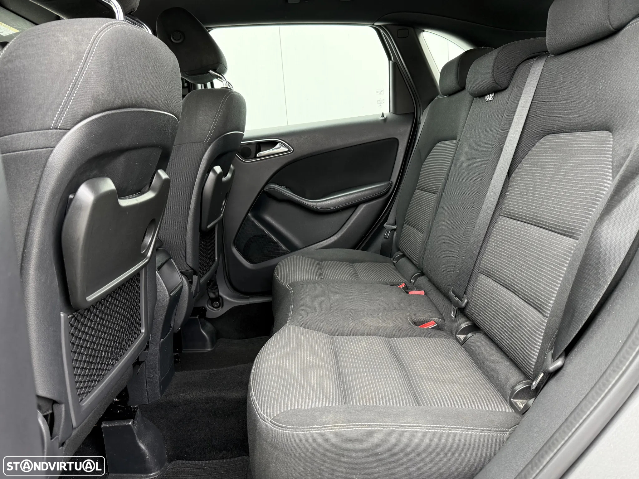 Mercedes-Benz B 200 d Style Aut. - 28