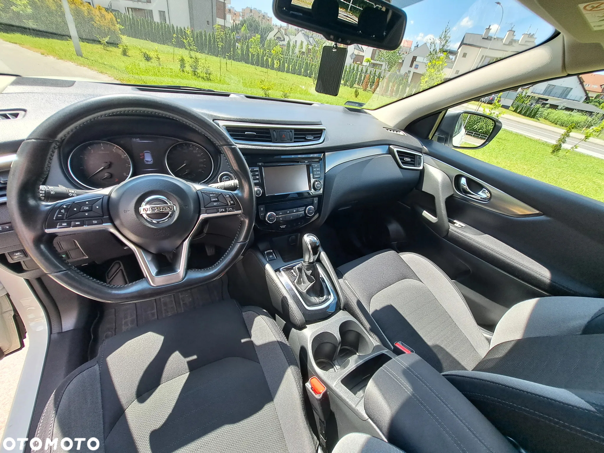 Nissan Qashqai 1.2 DIG-T N-Connecta Xtronic EU6 - 3