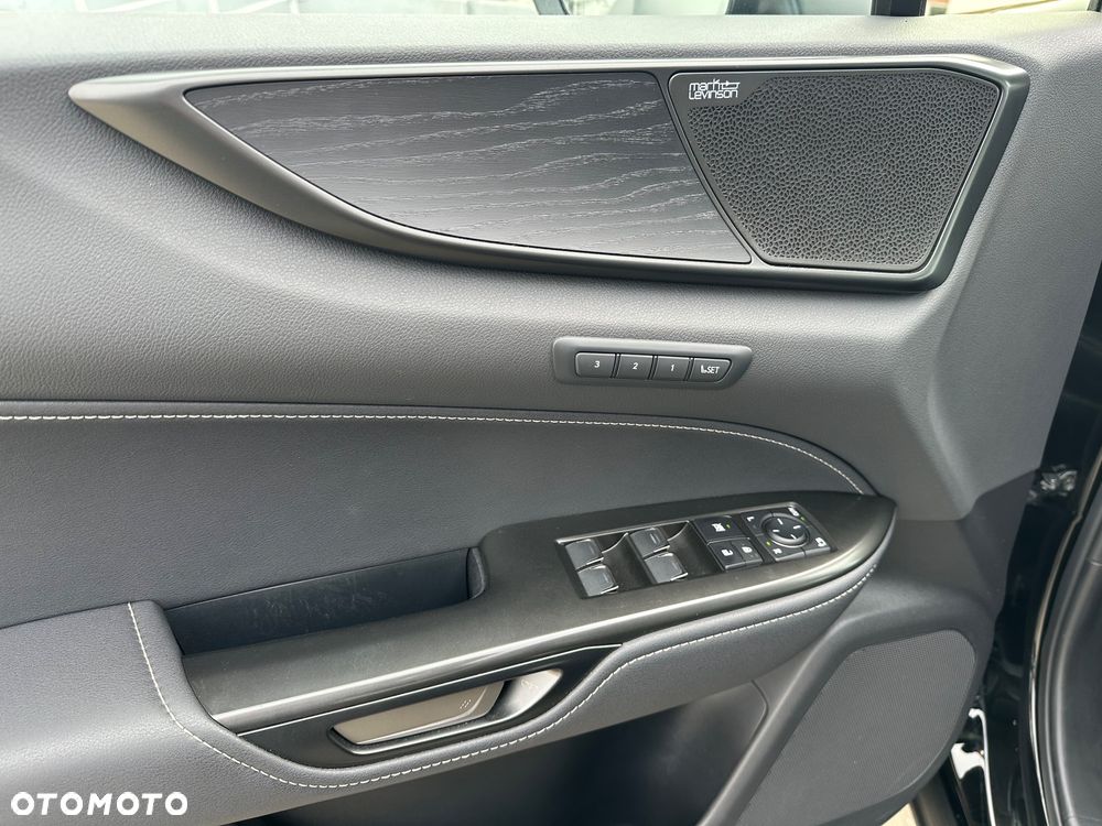 Lexus NX 350h Omotenashi AWD - 16