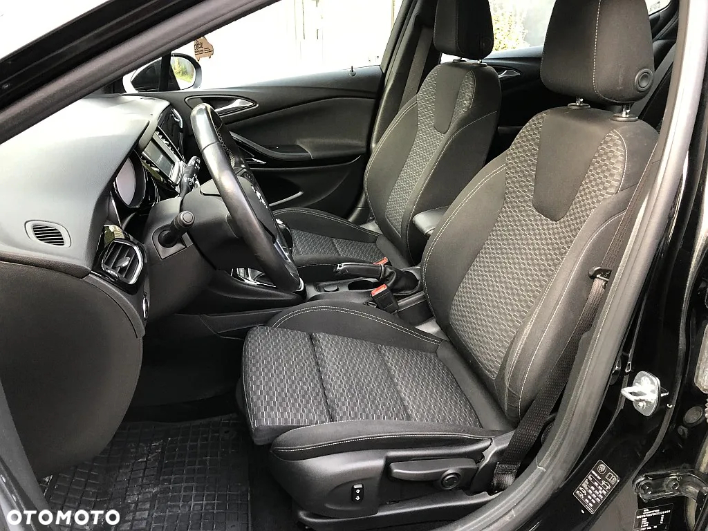 Opel Astra V 1.6 CDTI Dynamic - 10