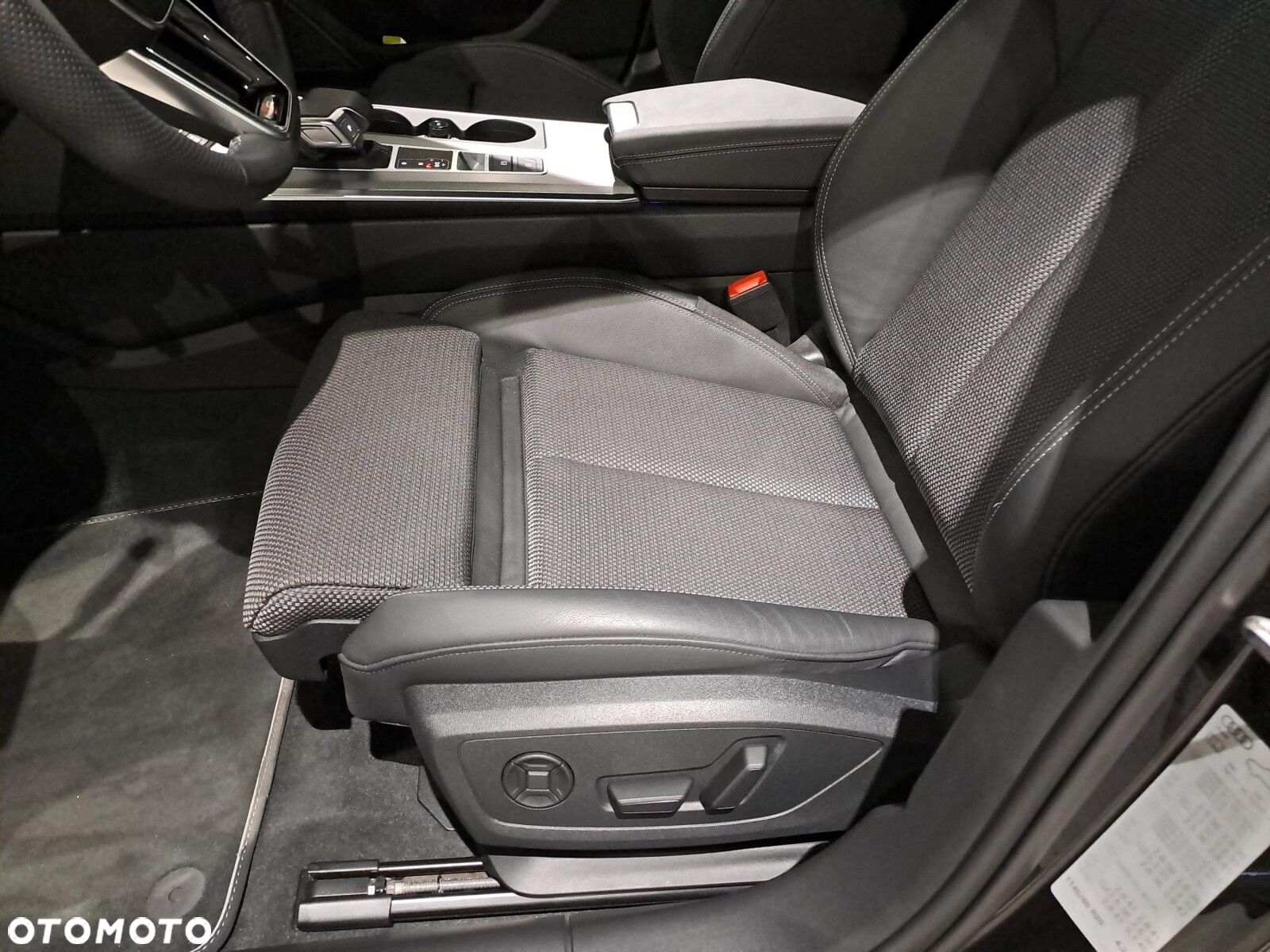 Audi A6 - 12