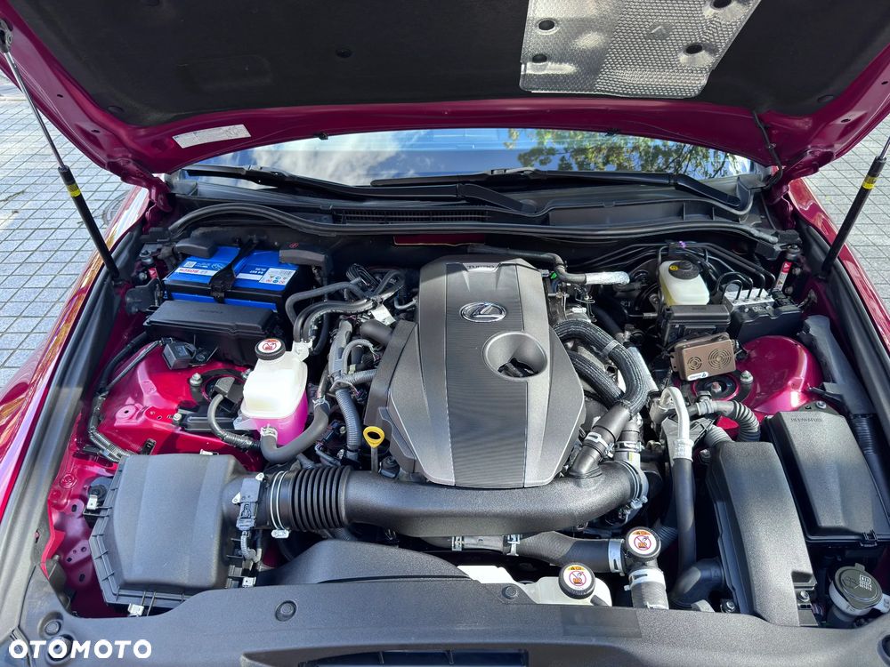 Lexus IS 200t / 300 Elegance - 20