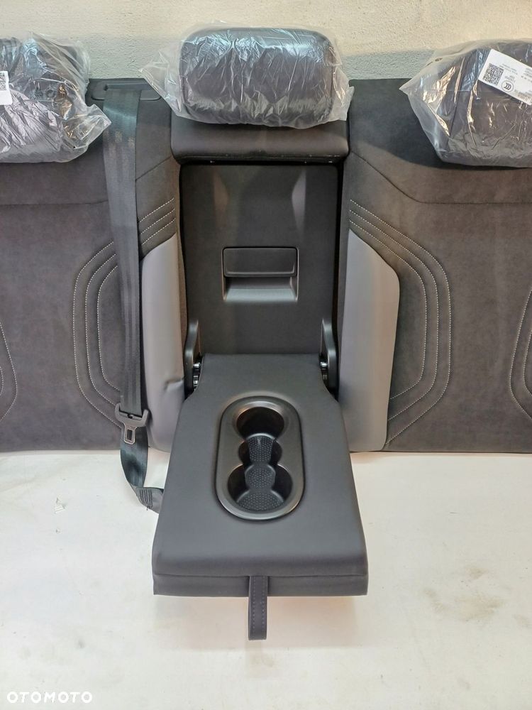 kanapa fotele tylne tył skóra alcantara grzane volkswagen id4 id 4 11a 20- - 9