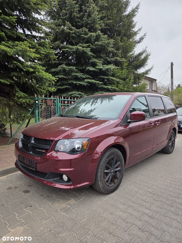Dodge Grand Caravan 3.6 R/T - 1
