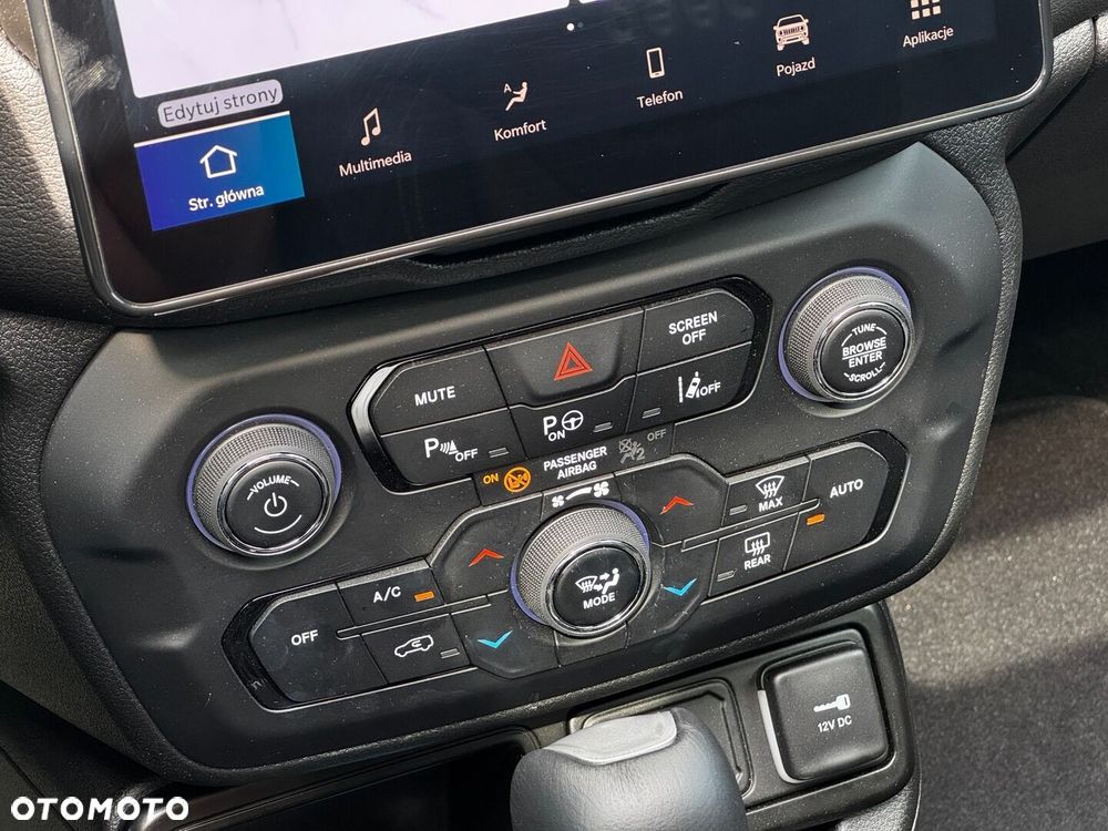 Jeep Renegade - 17