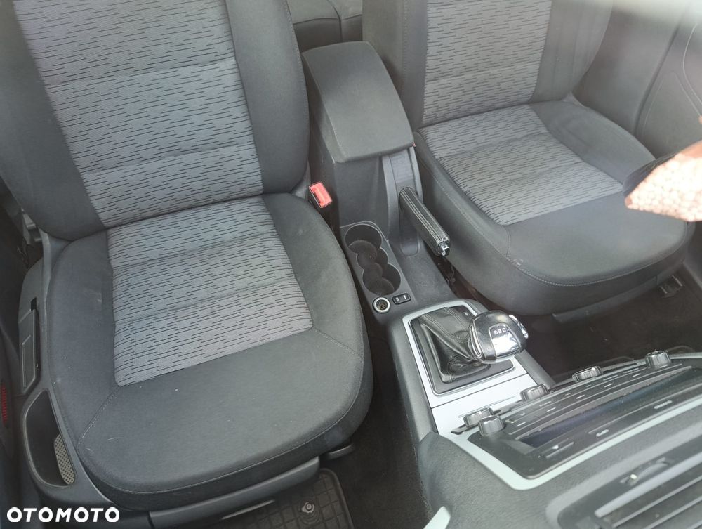 Skoda Octavia 1.6 TDI DPF DSG Active - 5