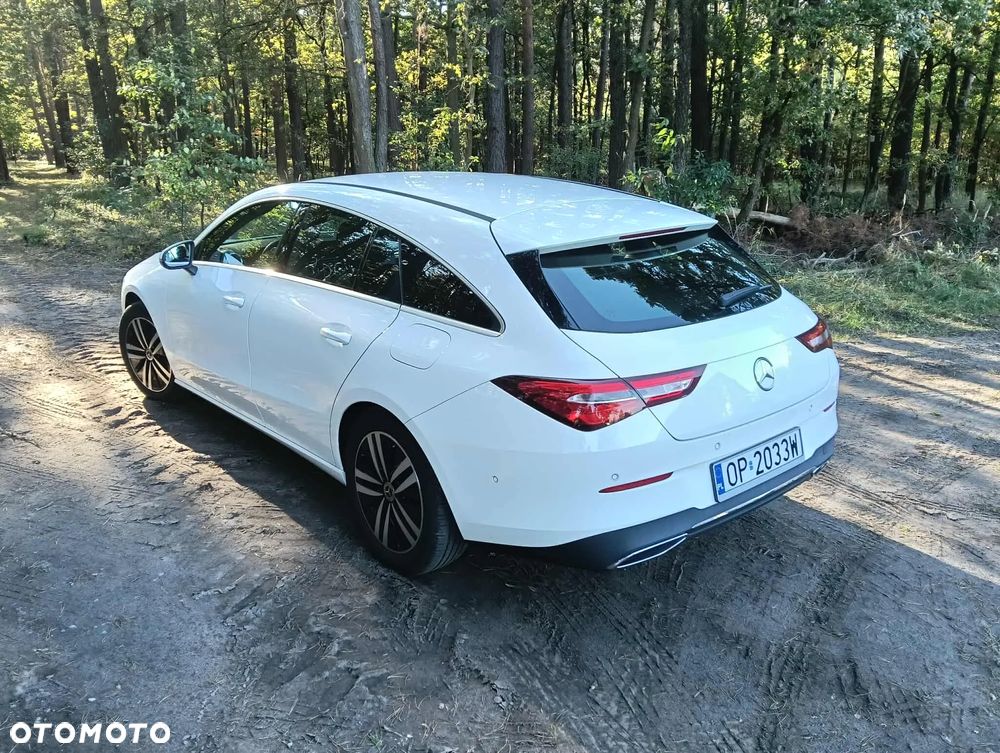 Mercedes-Benz CLA 200 d Shooting Brake 8G-DCT - 10