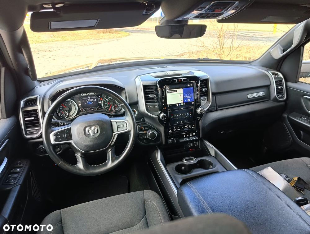 RAM 1500 Crew Cab Shortbed Bighorn - 29