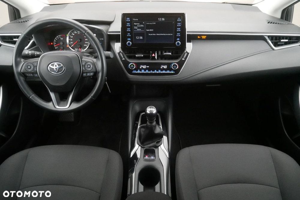 Toyota Corolla - 8