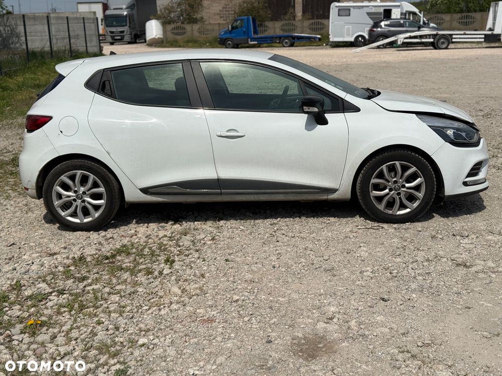 Renault Clio TCe 90 Start & Stop COLLECTION - 4