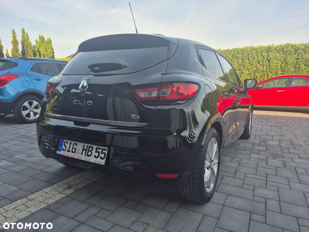 Renault Clio - 12