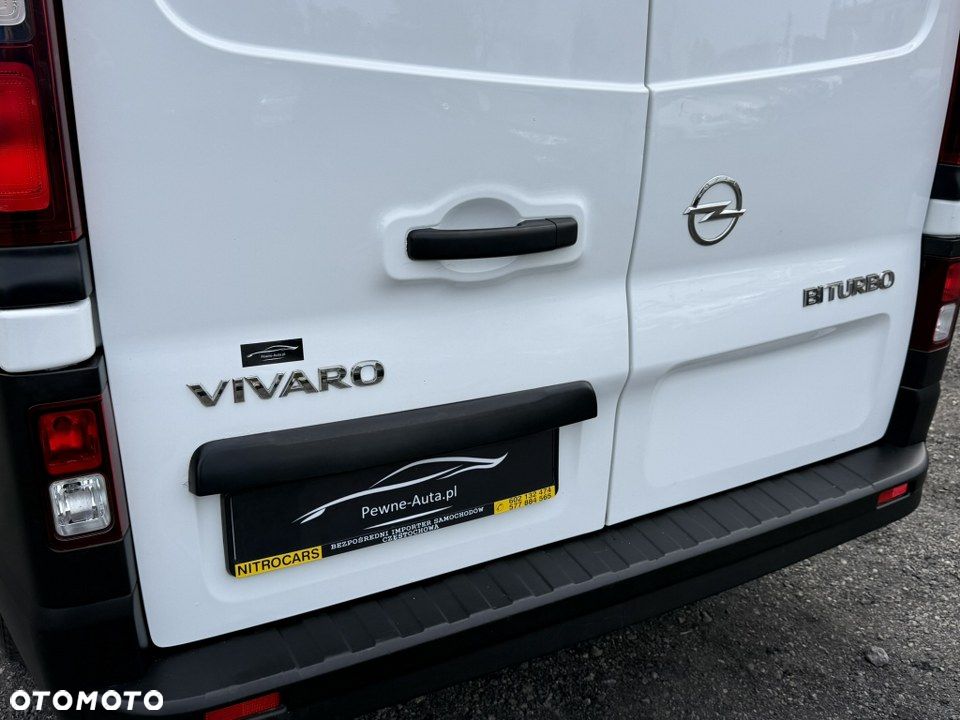 Opel Vivaro - 11