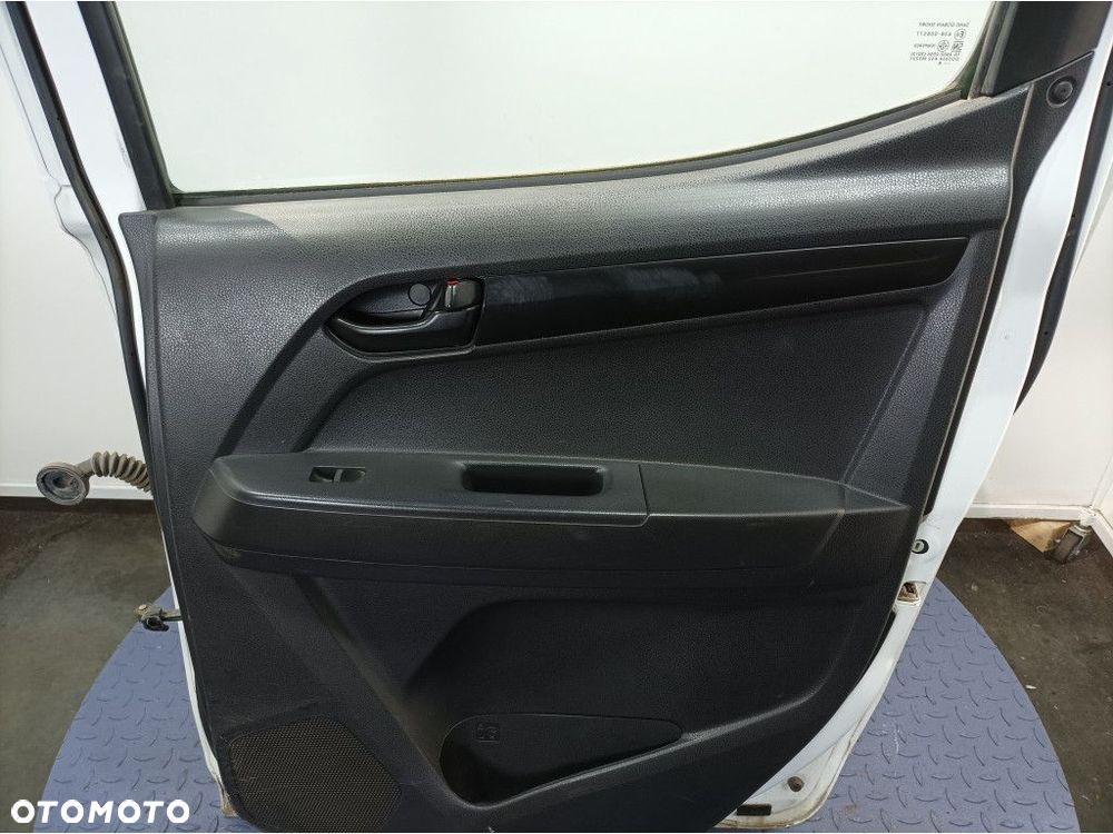 ISUZU D-MAX II 2 LIFT 17-  5D DOUBLE CAB DRZWI TYŁ TYLNE PRAWE 527 - 10