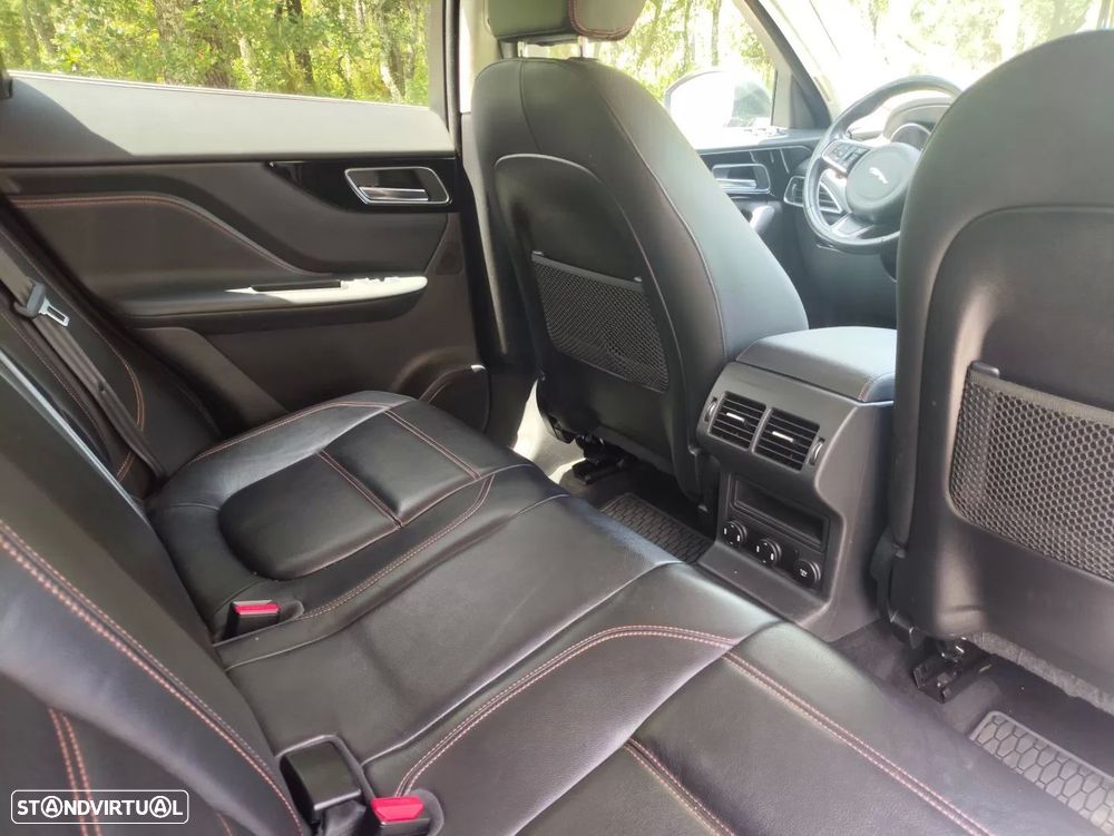 Jaguar F-Pace 2.0 i4D Prestige Aut. - 18