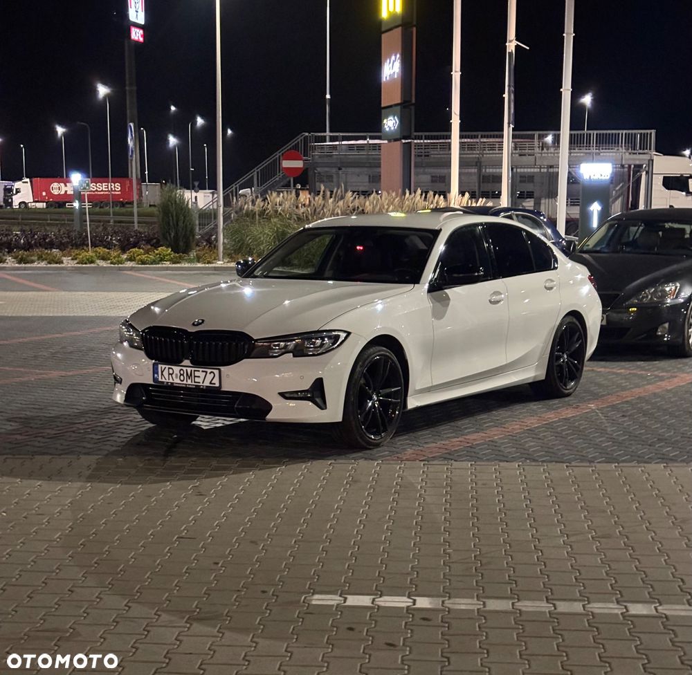 BMW Seria 3 320i GPF Sport Line Shadow - 1